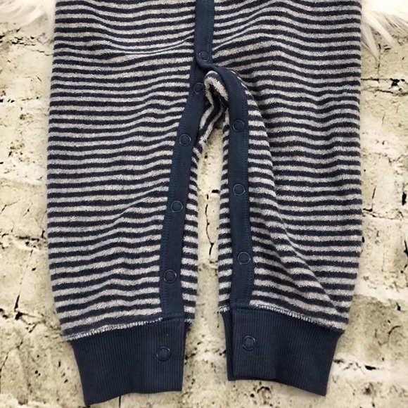 NWT Carter’s Little Baby Basics Stripe Bear Outfit - Picture 5 of 5